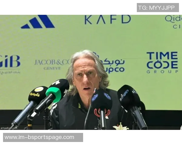 热苏斯带领球队五战全胜进18球失1球荣膺九月最佳主帅称号